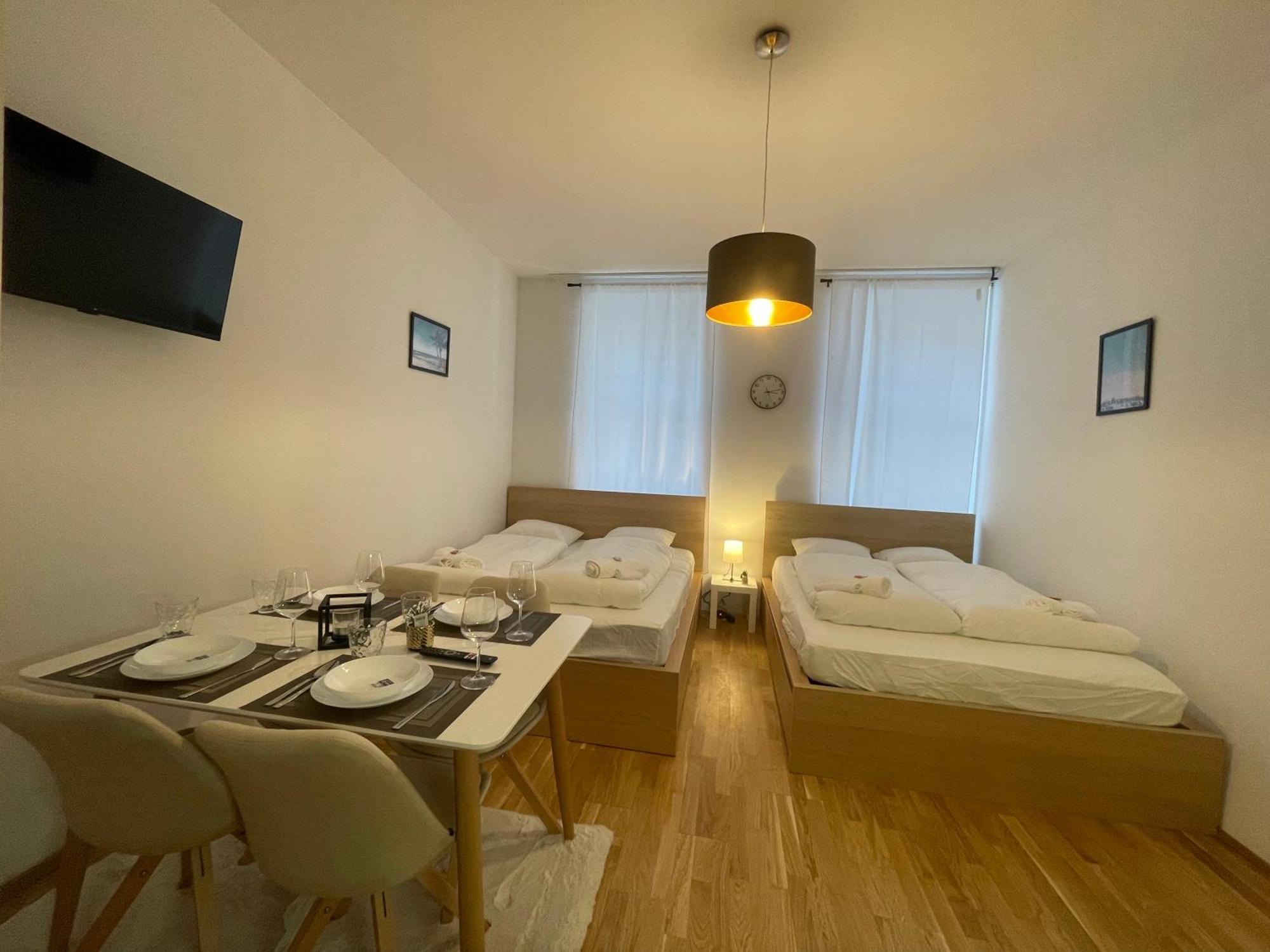 Cozy 5-Person Apartment In Vienna 6 Exterior foto
